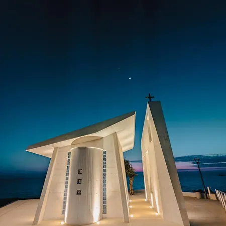 Bohemian Rhapsody Διαμέρισμα